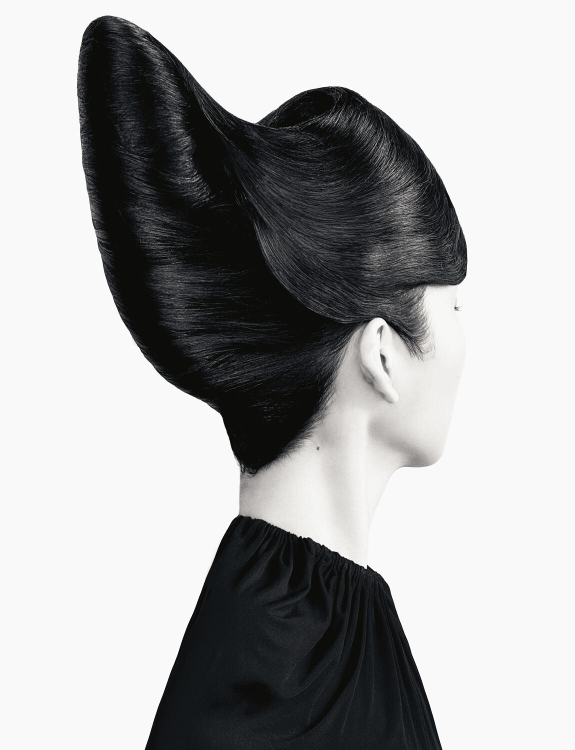 The Hair Raising Elegance Of Guido Palau - 10 Magazine